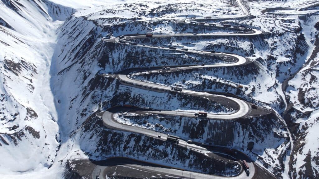 Imagem das estradas de Subida para Valle Nevado