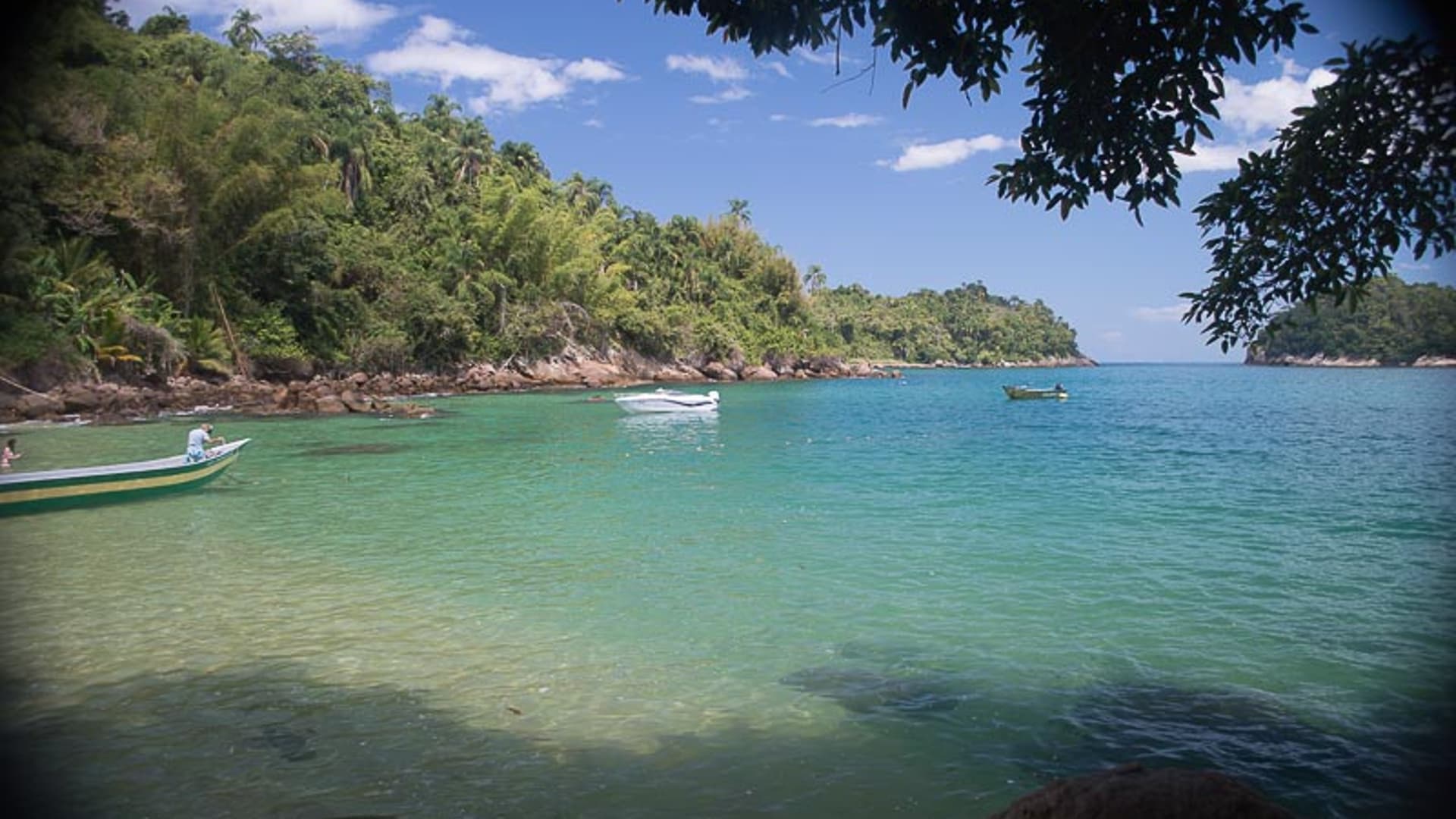 7. Ubatuba, SP: diversidade de hospedagens e atrações